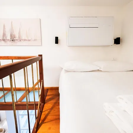 Apartment Station - Center Flat